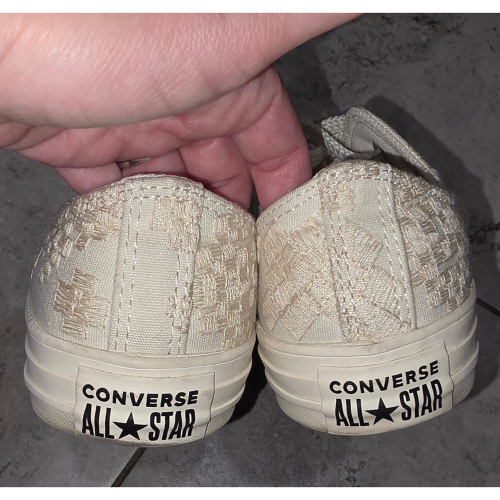 Converse Chuck Taylor All Star Low Cream Beige Embroidered A02227F Womens 6.5 - Picture 5 of 8